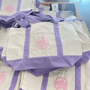 Trader Joes Large Tote Bag Purple NWT🌸